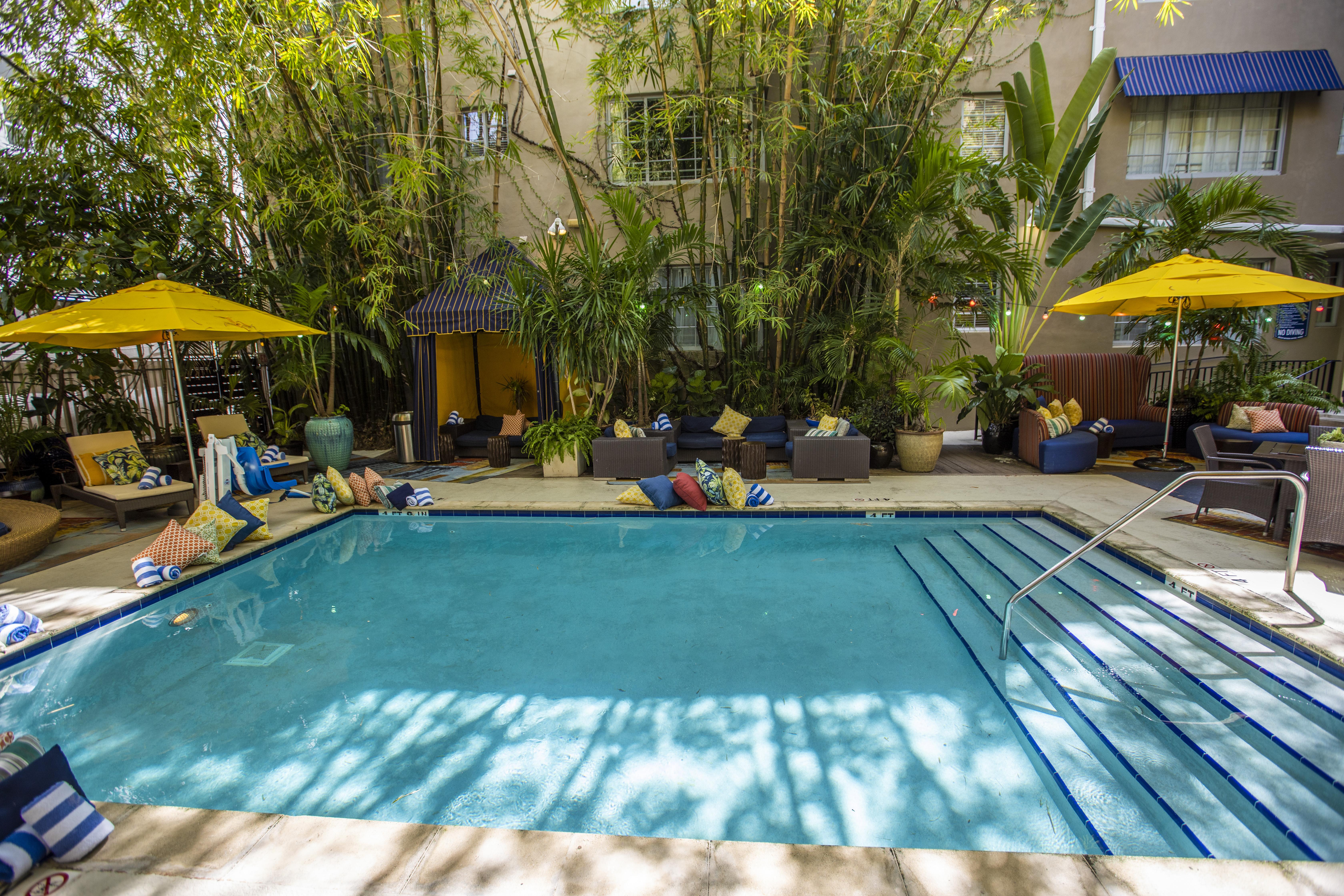 Riviera Suites Маями Бийч Екстериор снимка
