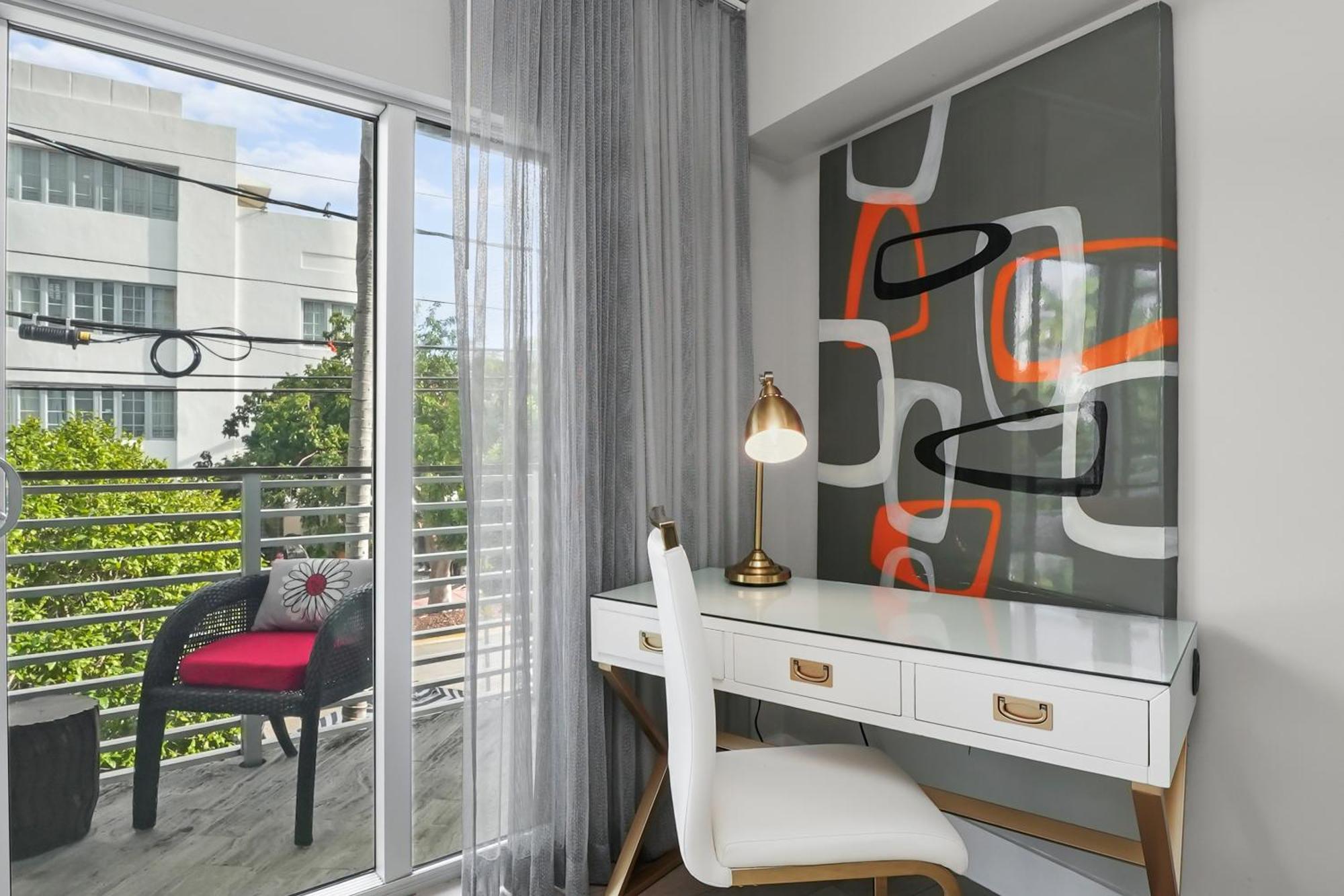 Riviera Suites Маями Бийч Екстериор снимка